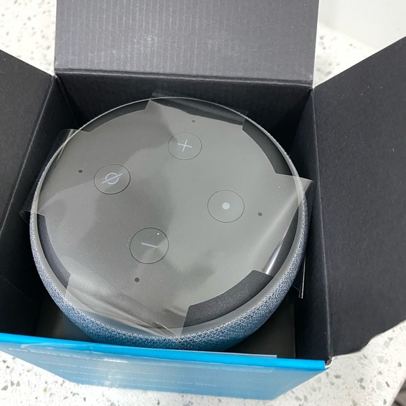 🔴SOLD🔴Amazon Echo dot - Picture 2 of 6